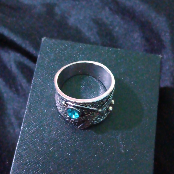 Dragonfly Ring - Picture 3 of 3